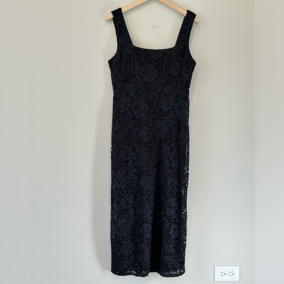 NWT Sam Edelman LACE Sleeveless Midi Dress
BLACK, Size 6 - Picture 3 of 14